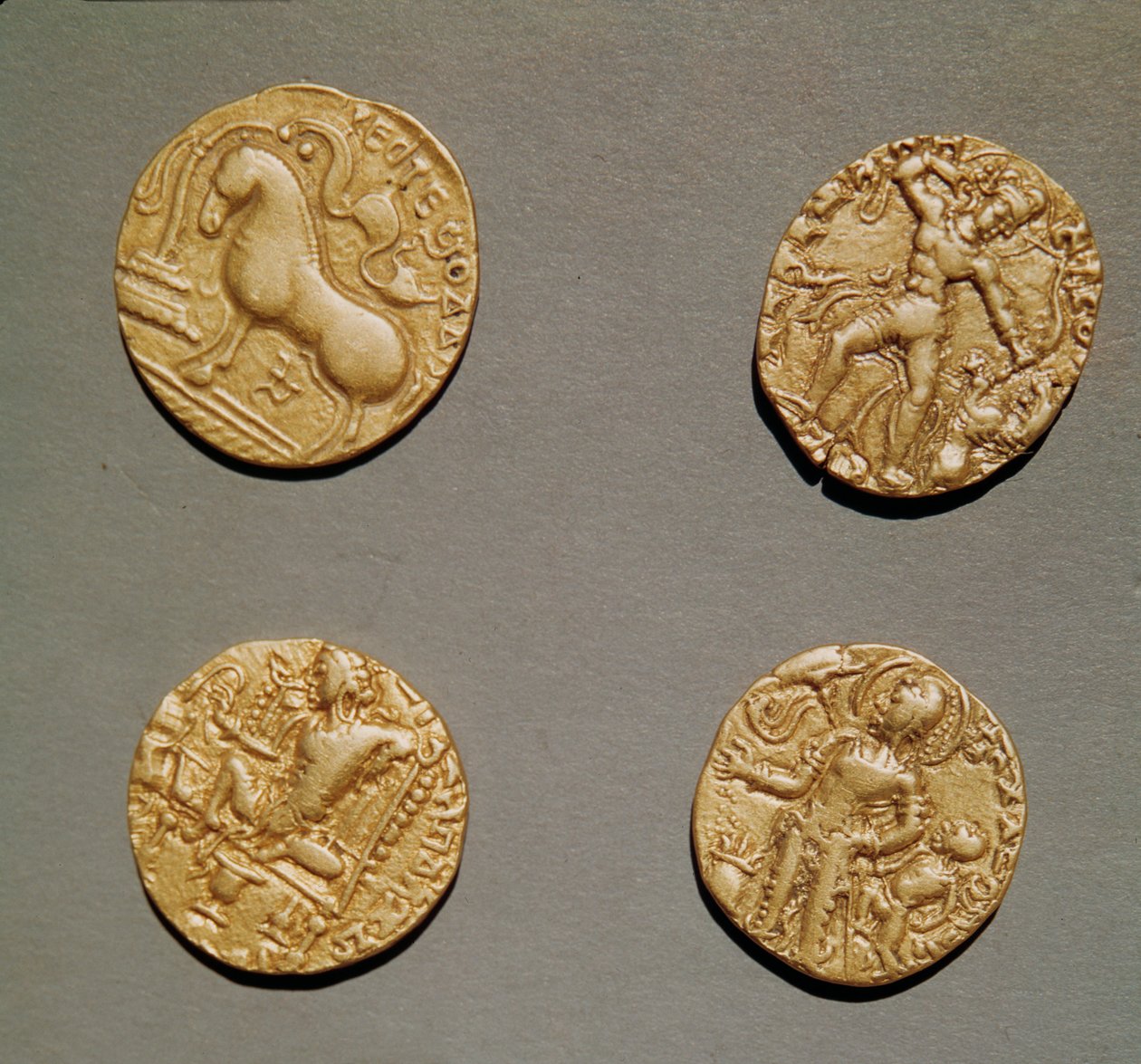 Dinars von Samudragupta (335-375), Kumaragupta I (415-454) und Chandragupta I (320-335) (Gold) von Indian School