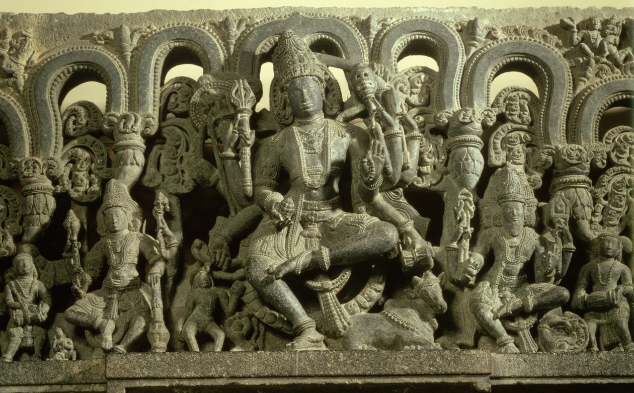 Sturz, der die Dreifaltigkeit darstellt: Siva, Brahma und Vishnu, Warangal, Kakatiya von Indian School