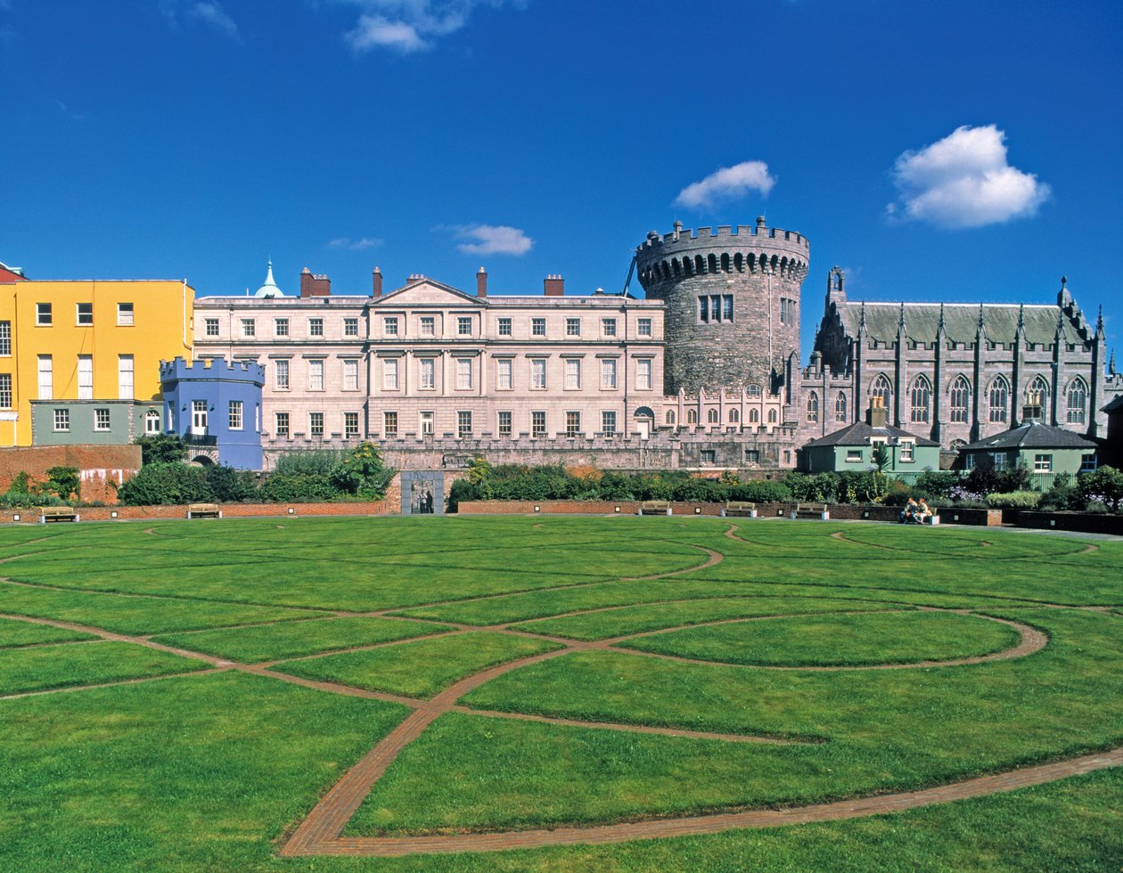 Dublin Castle, Blick aus den Gärten von Irish School