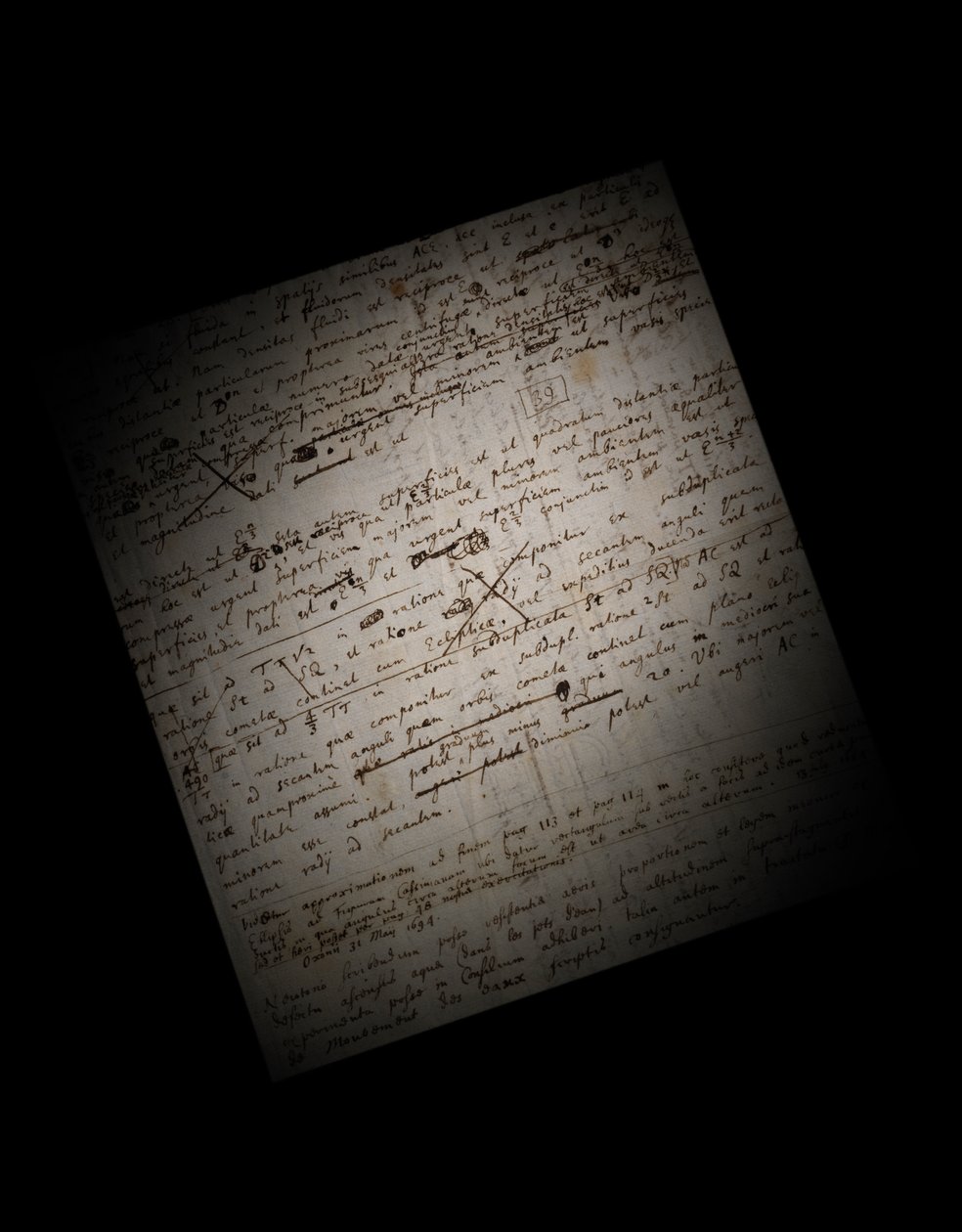 Zwei Seiten von Überarbeitungen der Principia Mathematica von Isaac Newton