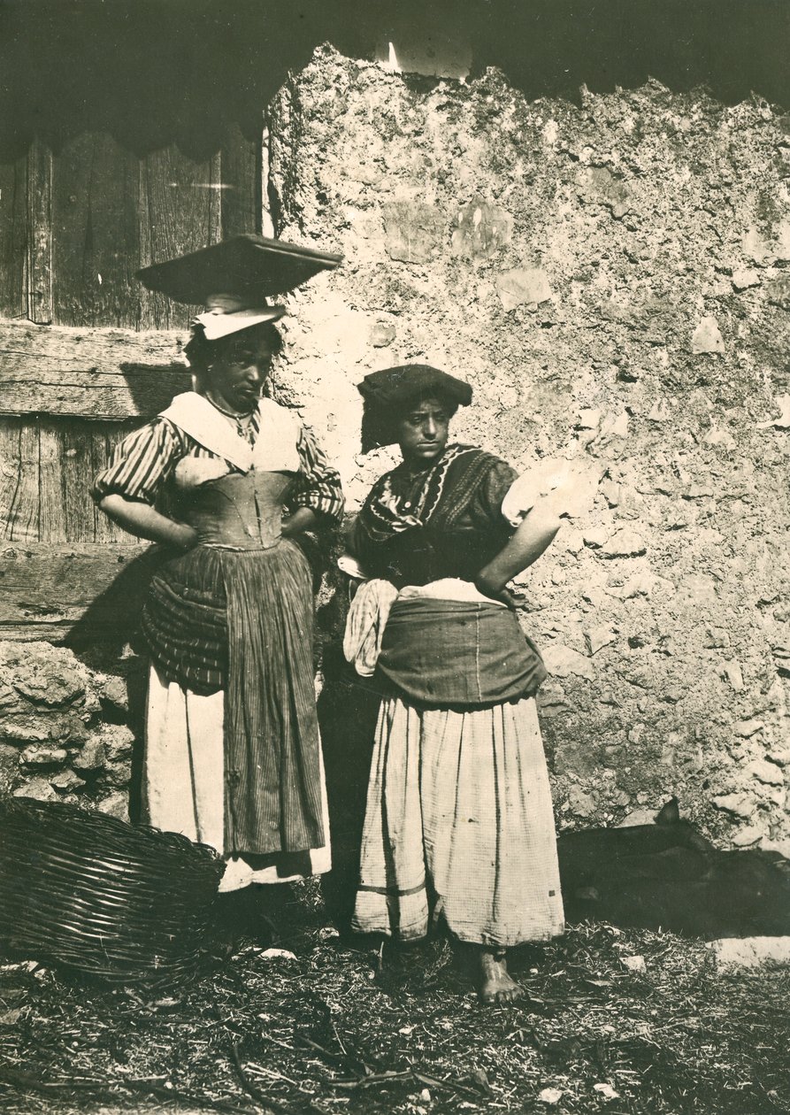 Zwei Bauern aus der römischen Landschaft in traditioneller Kleidung, Italien, ca. 1910 von Italian Photographer