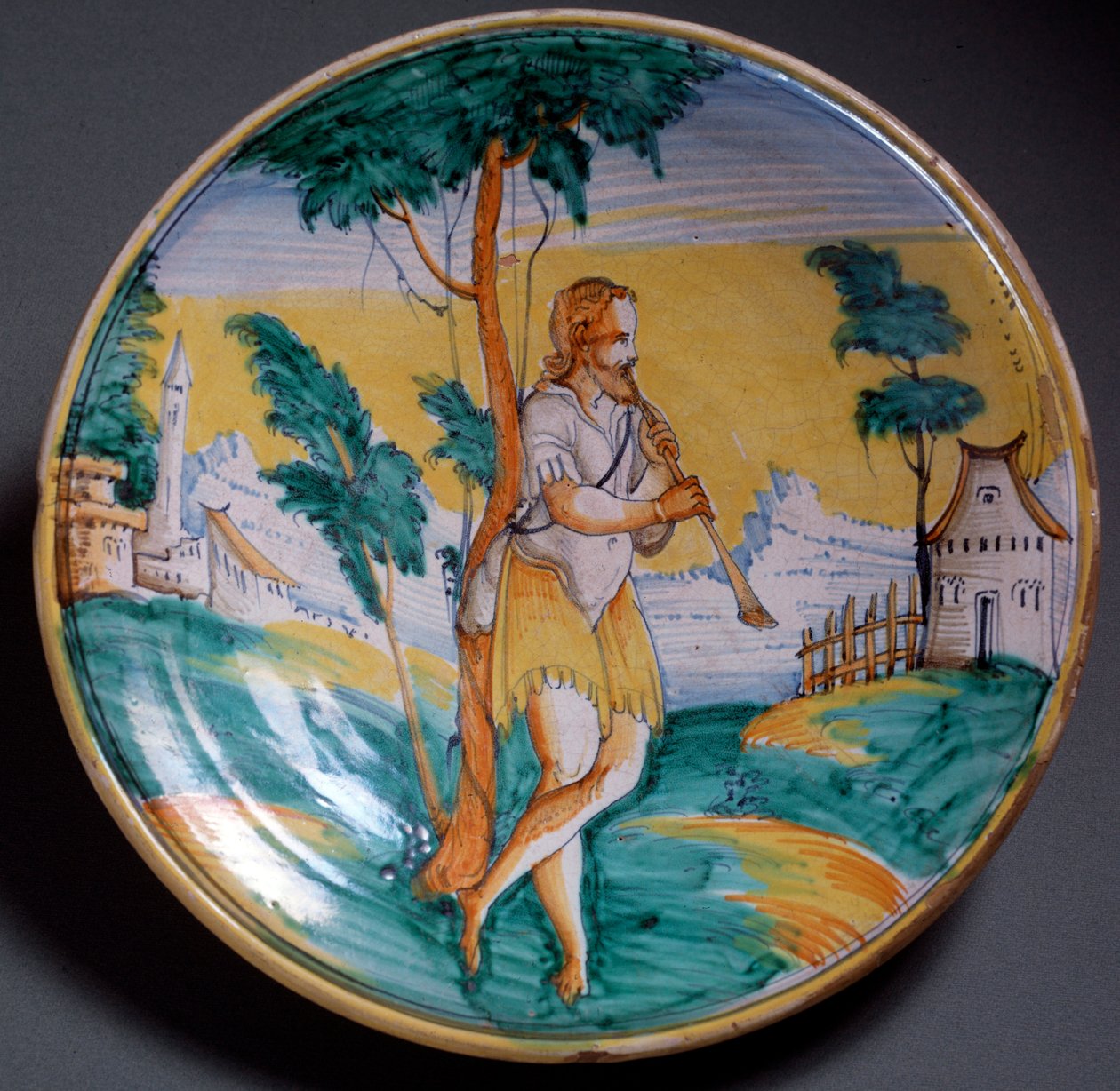 Renaissance-Kunst: Teller dekoriert mit einem Flötenspieler (Ein Flötenspieler) - Ende 16. Jahrhundert Produktion von Viterbo, Italien Florenz, Museo Nazionale del Bargello von Italian School