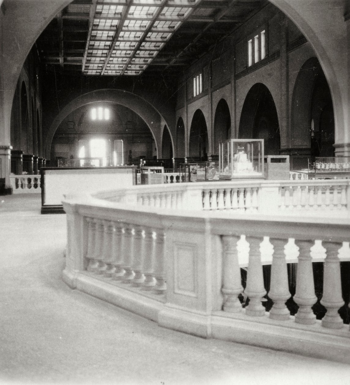 Eingang zum Museum, Kairo, Ägypten, 20. Jahrhundert von J. Dearden Holmes