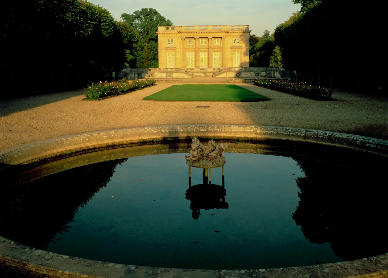 Blick auf die Gartenfassade, 1762-68 von Jacques Ange Gabriel