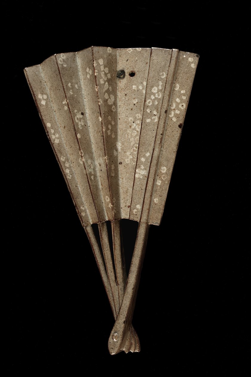 Hängende Vase in Form eines Fächers, Präfektur Kumamoto, Edo-Periode von Japanese School