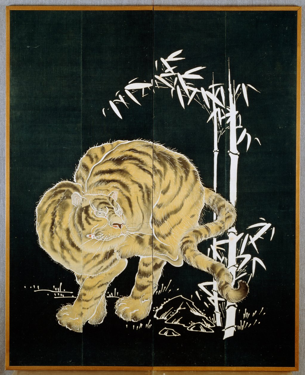 Tiger und Bambus, Motiv auf zweiflügeligem Baumwollschirm (byobu), Reisstärke und Indigo-Tauchbad mit Pigmenten, japanische Zivilisation, Meiji-Taisho-Periode von Japanese School