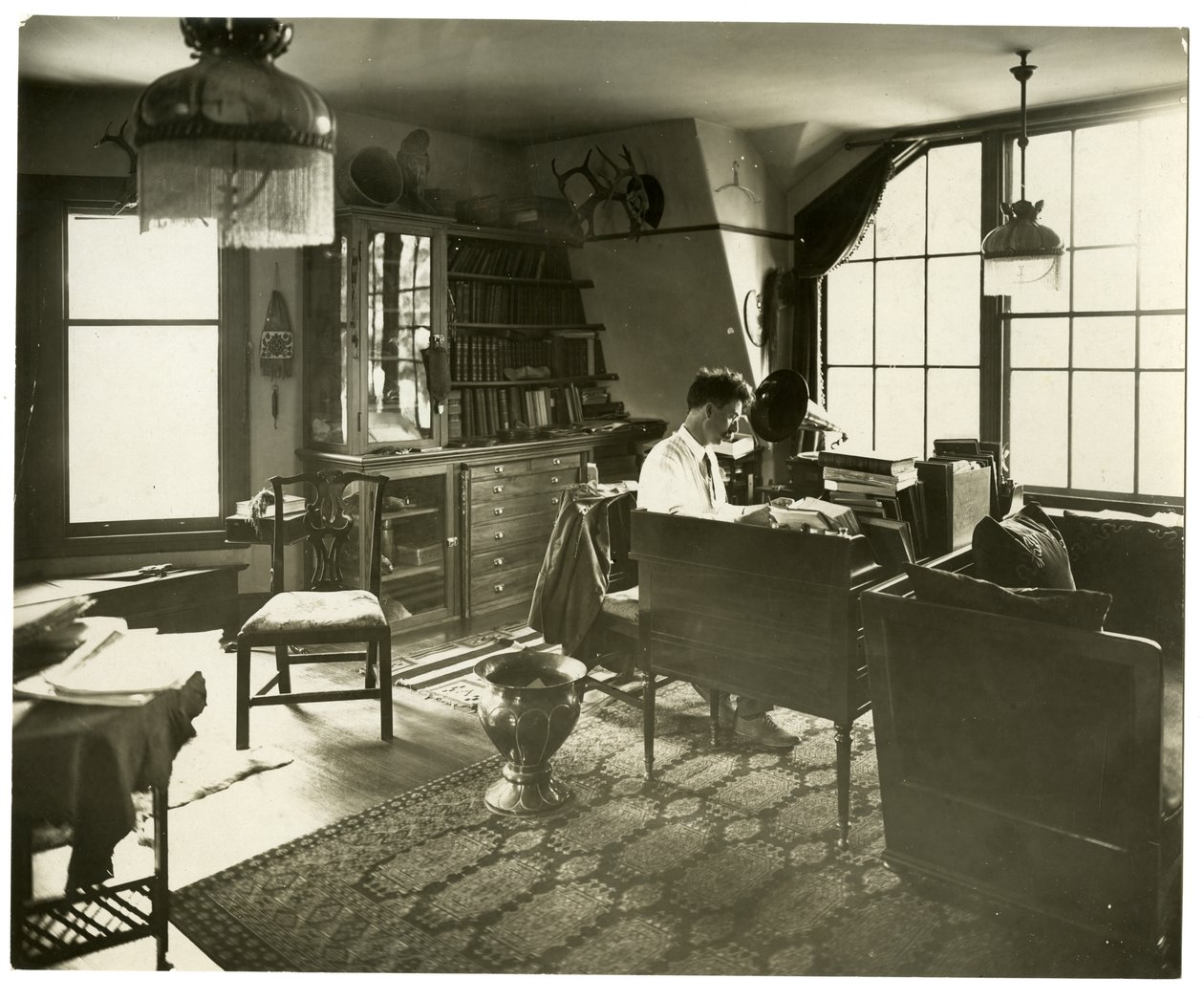 Ernest Thompson Seton, um 1918 von Jessie Tarbox Beals