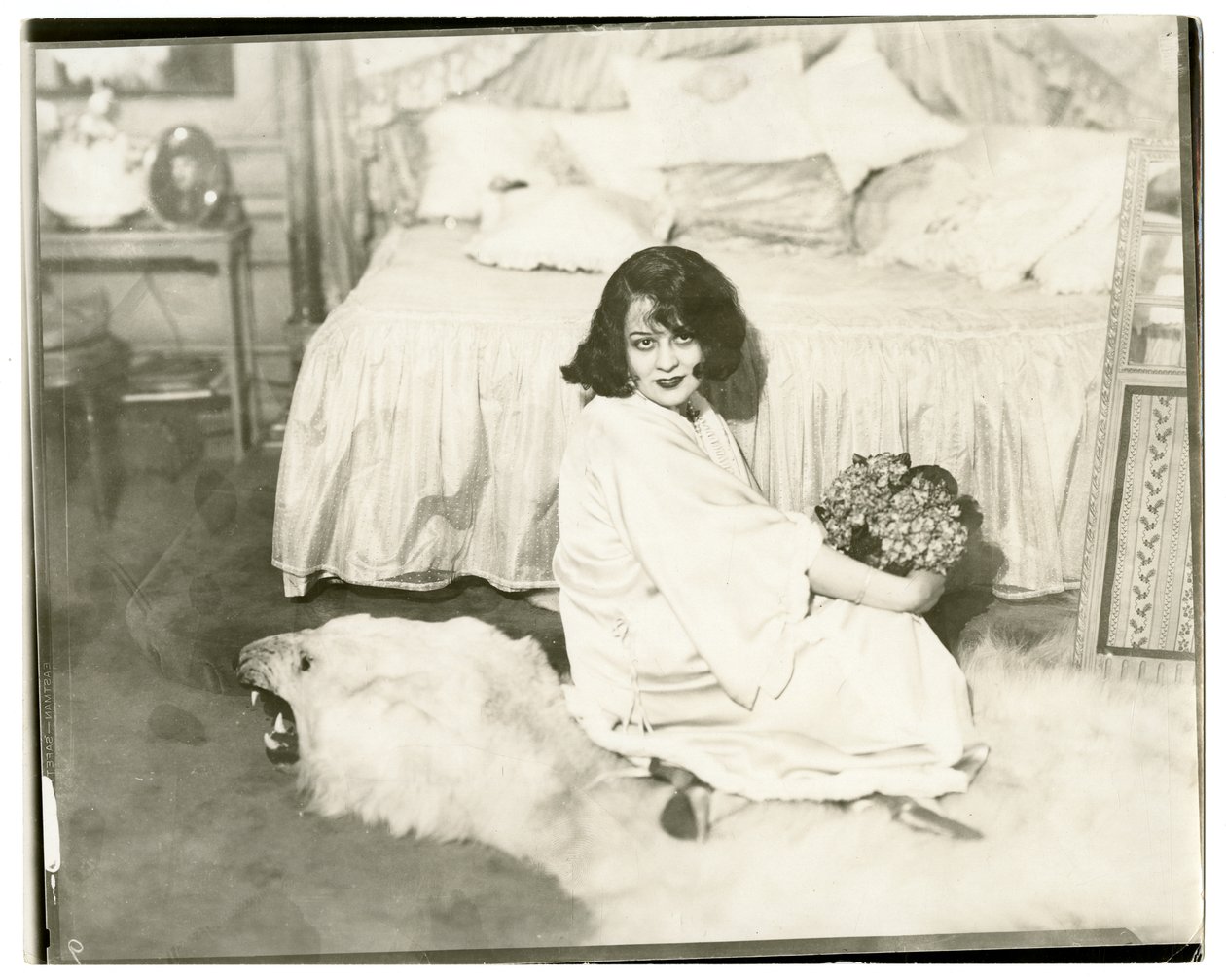 Lenore Ulric, ca. 1915-28 von Jessie Tarbox Beals
