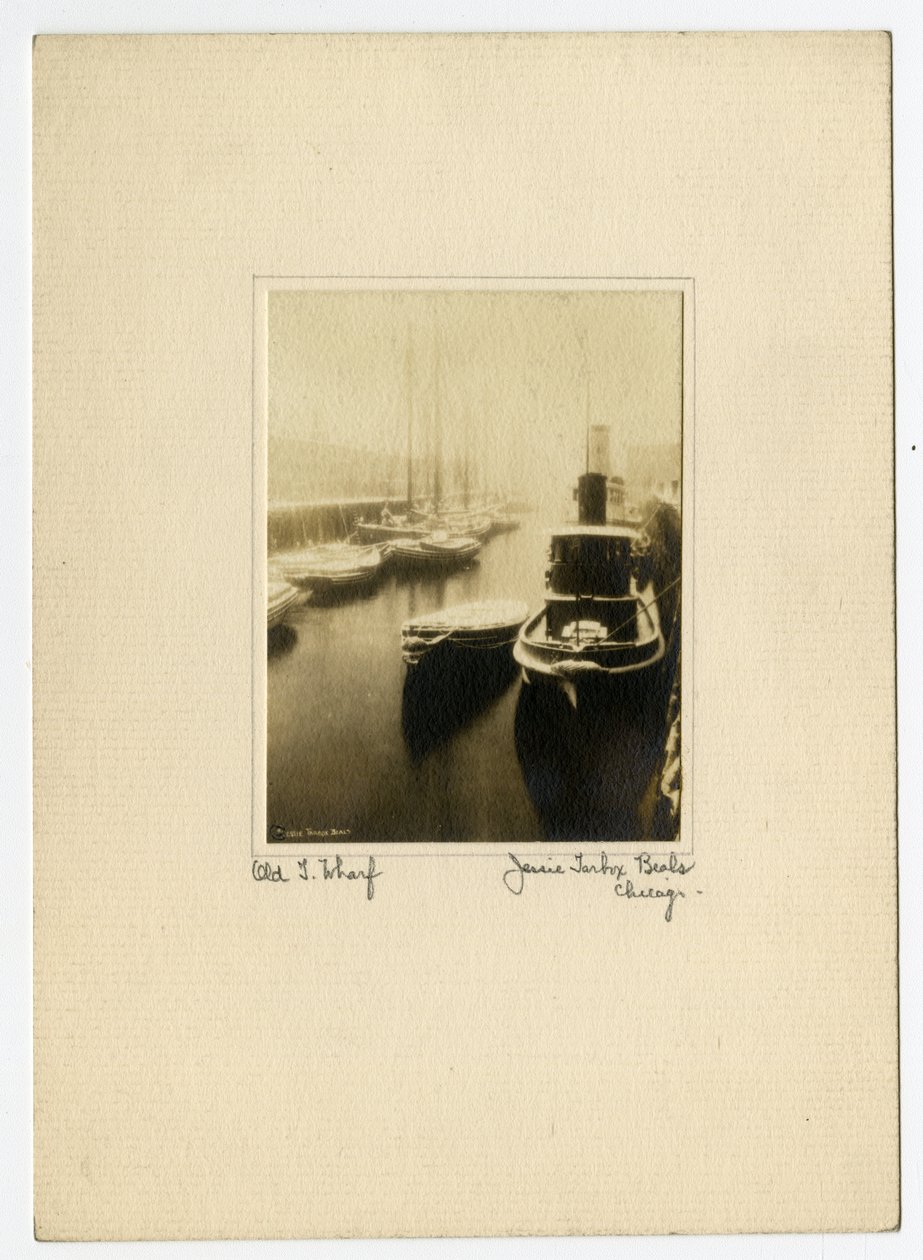 Old T Wharf, ca. 1902-10 von Jessie Tarbox Beals