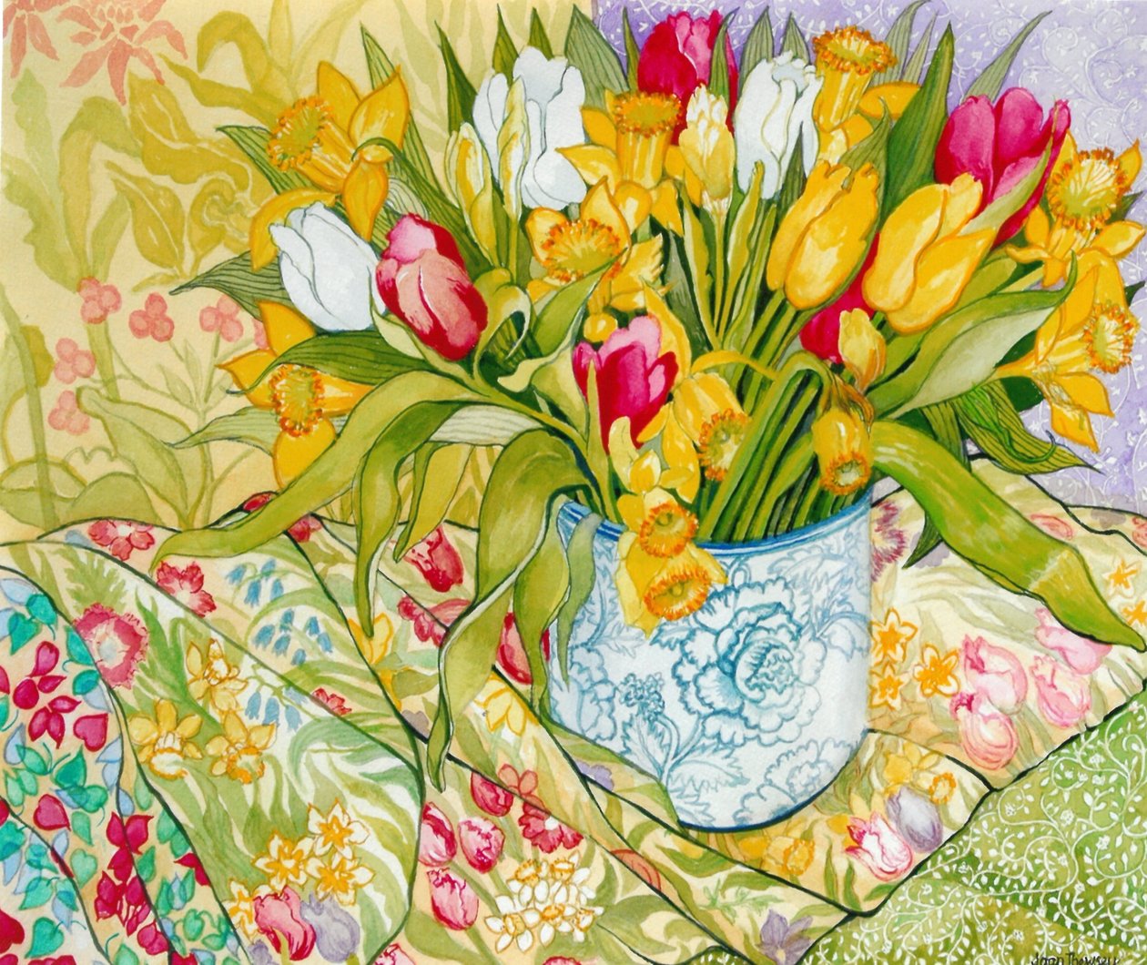 Tulpen und Narzissen mit gemusterten Textilien, 2000 von Joan Thewsey