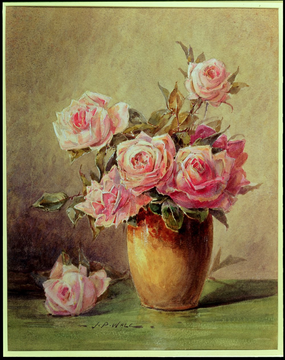 Rosa Rosen in einer gelben Vase von John Porter Wale