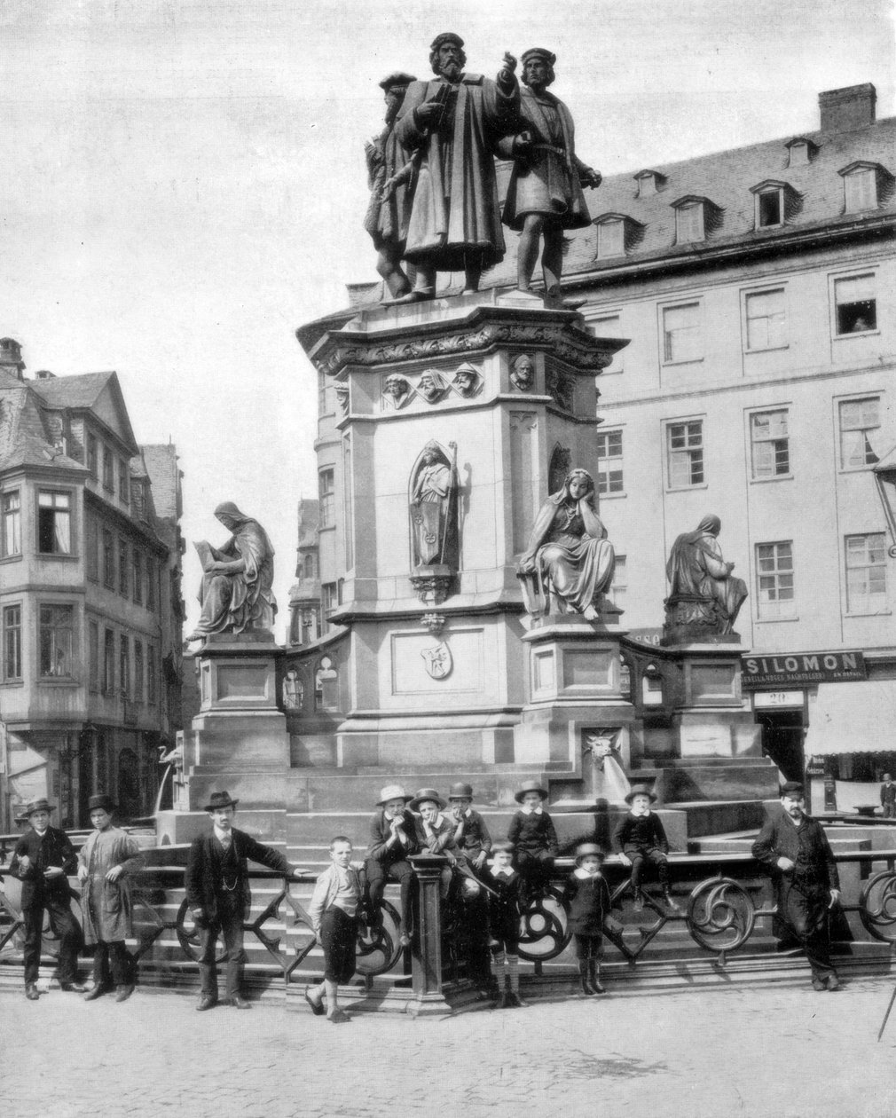 Das Gutenberg-Denkmal, Frankfurt, Deutschland, spätes 19. Jahrhundert von John L. Stoddard