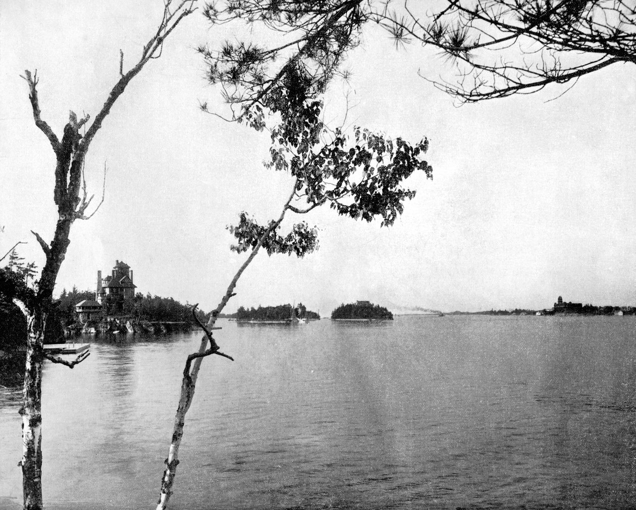 Die Tausend Inseln, St. Lawrence River, Kanada, 1893 von John L. Stoddard
