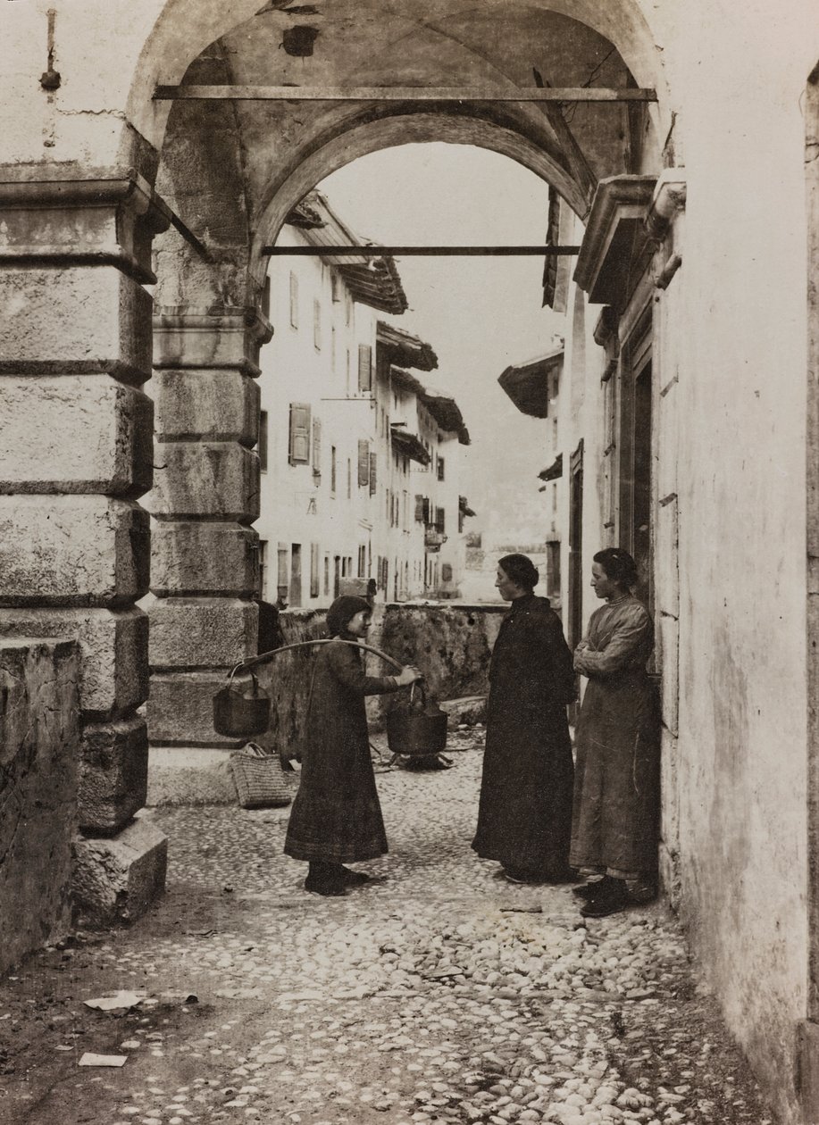 Album "Meine Weltkriegs-Erinnerungen Südwestfront (Kärnten, Italien, Südtirol) 31.03.1915-12.11.1918 - Josef Zohles Wien": Blick auf Tonia (s/w Foto) von Josef Zohles