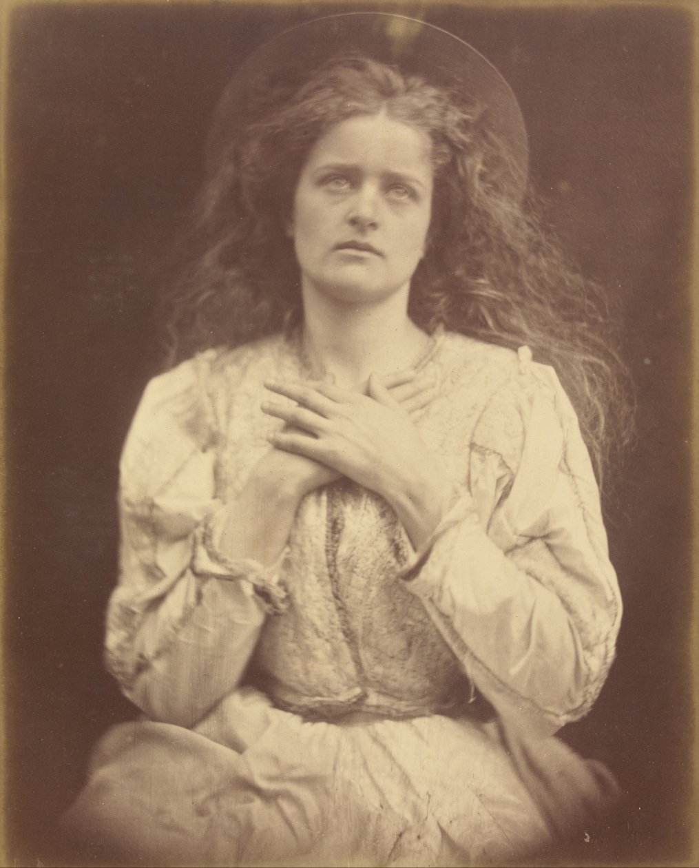 Die gesegnete Musik ging diesen Weg, meine Seele wird folgen von Julia Margaret Cameron
