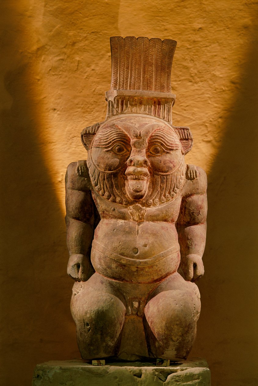 Kalksteinstatue des Gottes Bes, Spätzeit, 2002 (Foto) von Kenneth Garrett