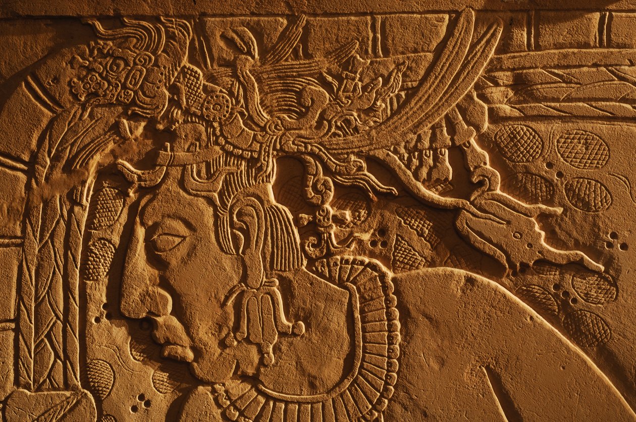 Tempel 21 Thronbank, Schnitzerei von König Akhal Mo Nab, Palenque, Mexiko, 2005 (Foto) von Kenneth Garrett