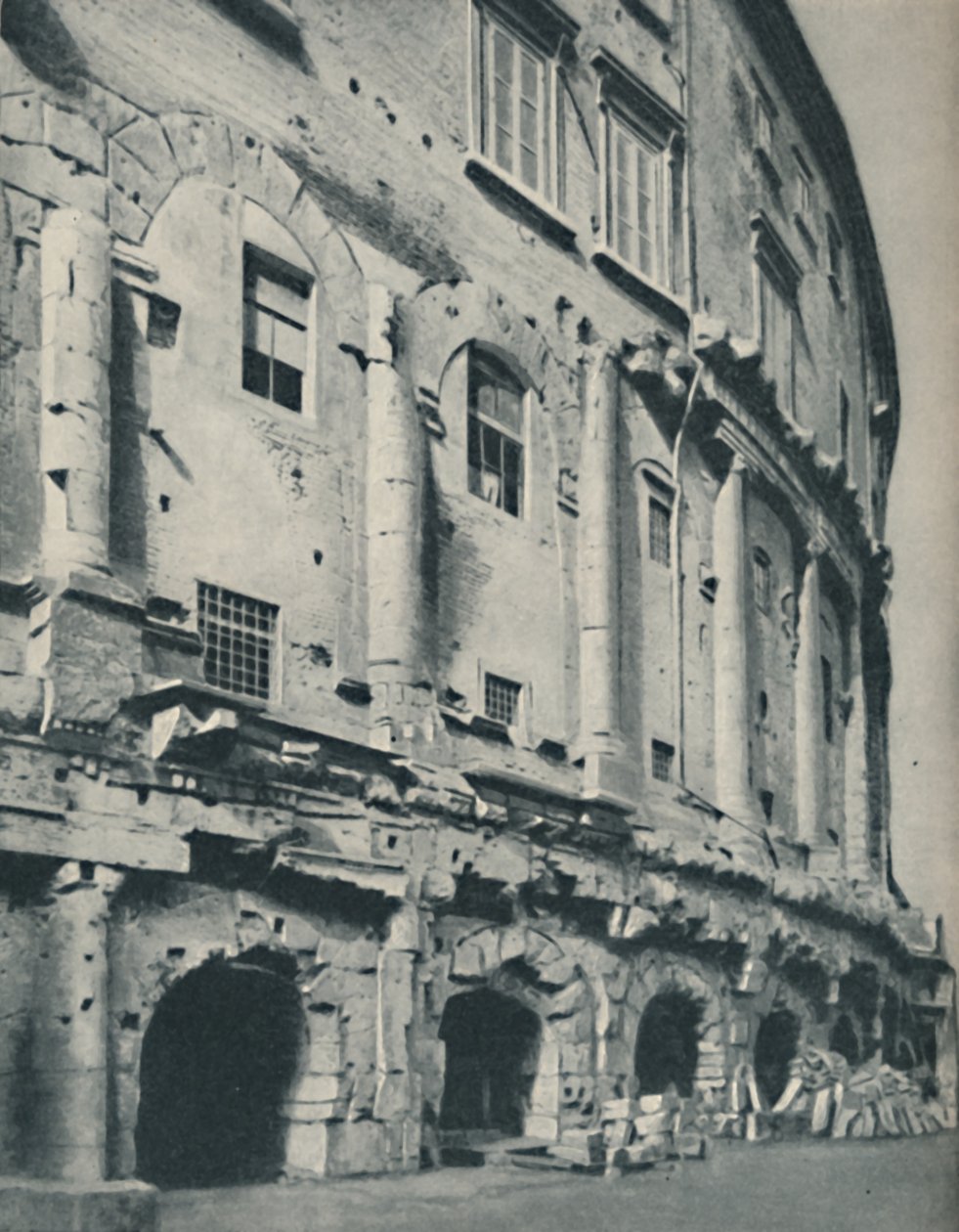 Glorreiche Architektur von den Ablagerungen langer Zeiten befreit, um 1935 von Keystone View Company