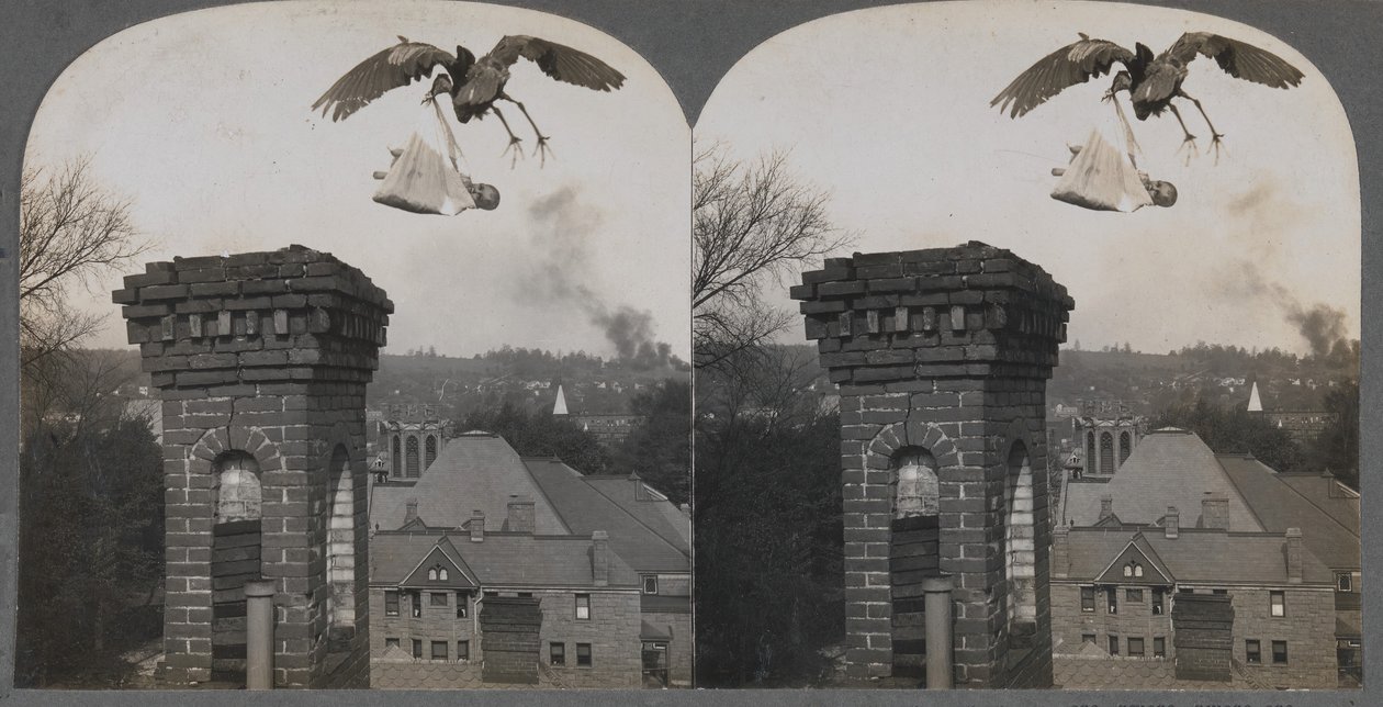In alten Zeiten, wenn die Leute gut waren, brachte der Storch ein süßes und schönes Baby von Keystone View Company