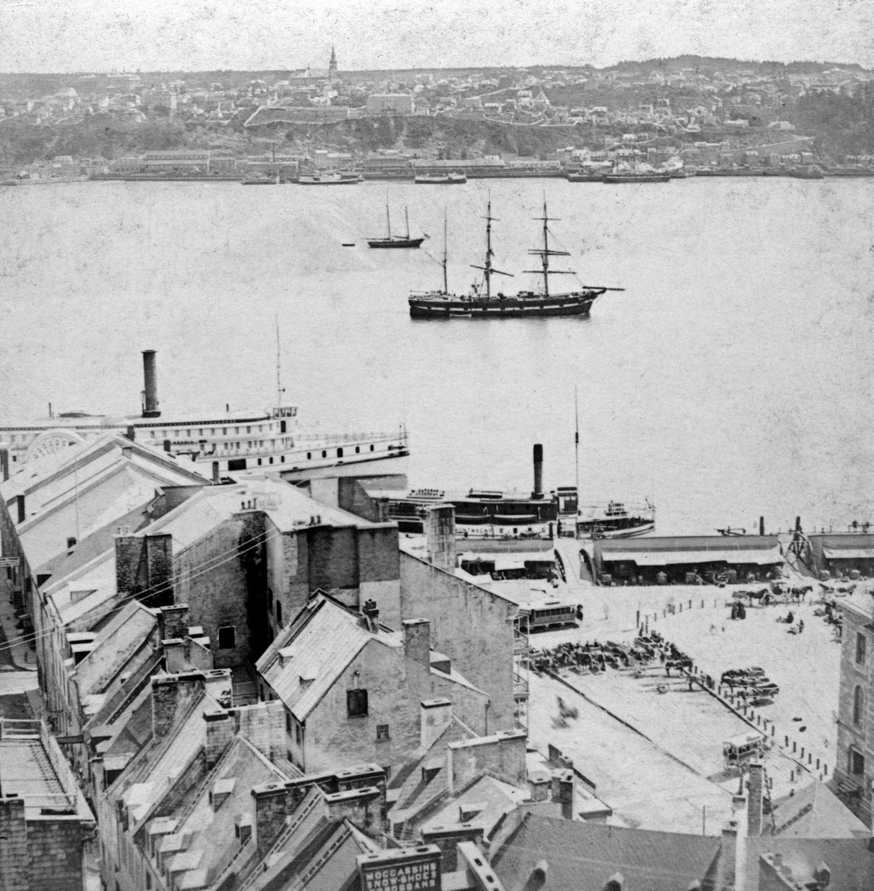 Blick von der Dufferin-Terrasse, Quebec, Kanada von Kilburn Brothers