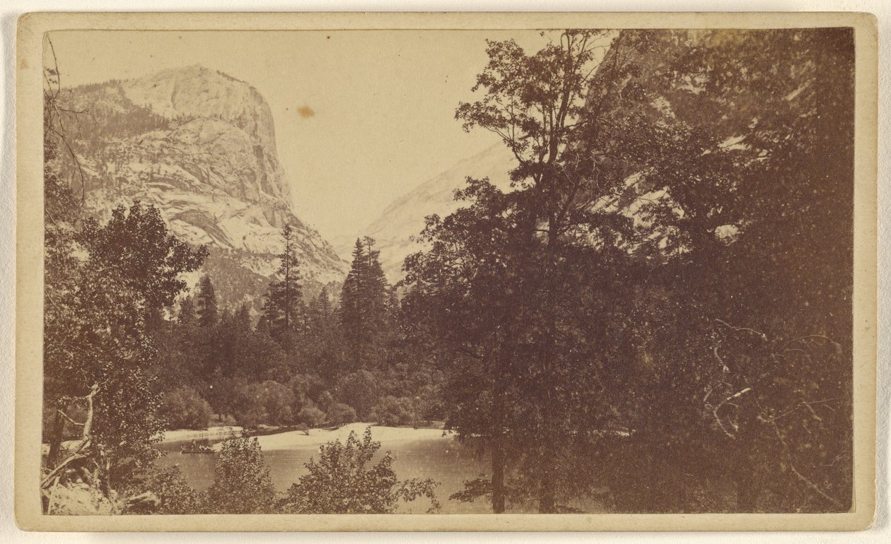 Mirror Lake. Yosemite-Tal. Mariposa Co. von Lawrence and Houseworth