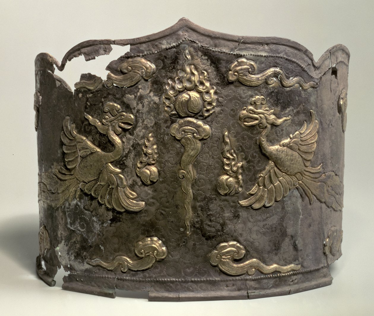 Silberne und vergoldete Kaiserkrone, Liao-Dynastie, 10.-11. Jahrhundert von Liao Dynasty Chinese School