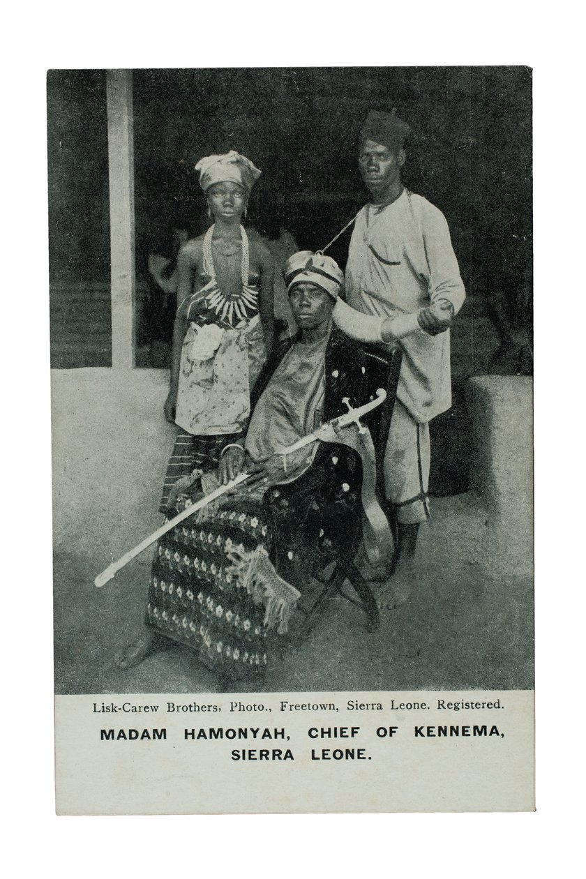 Madam Hamonyah, Häuptling von Kennema, Sierra Leone, ca. 1905-07 von Lisk Carew Brothers