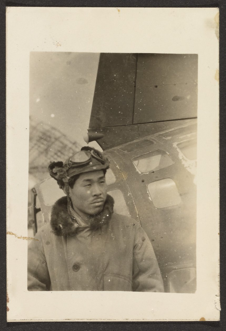 [Asiatischer Pilot] von Louis Fleckenstein