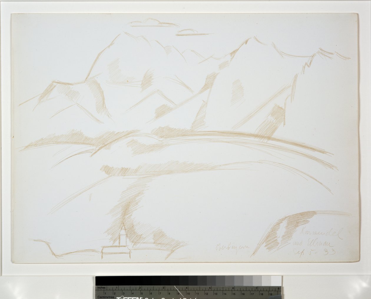 Berglandschaft mit Kirchturm im Vordergrund von Marsden Hartley
