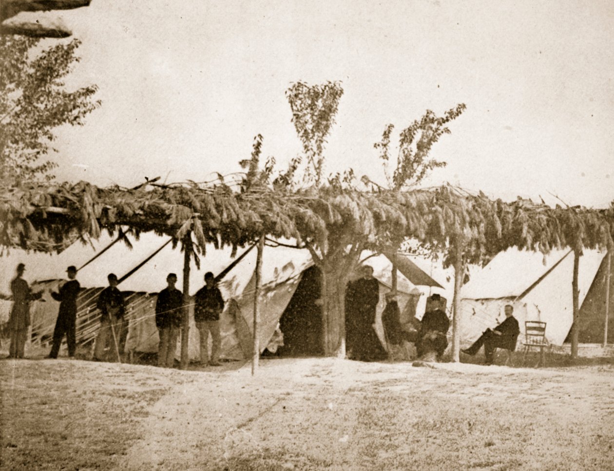 Allgemeines Krankenhaus, City Point, 1861-65 von Mathew B. Brady