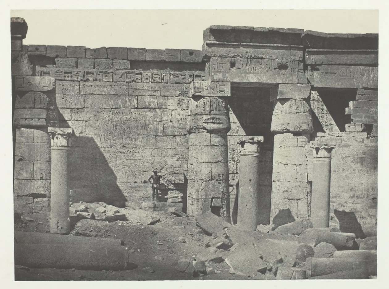 Médinet-Habou, Peristyl des Palastes von Ramsès-Méiamoun, Theben, 1849-51, gedruckt 1852 von Maxime Du Camp