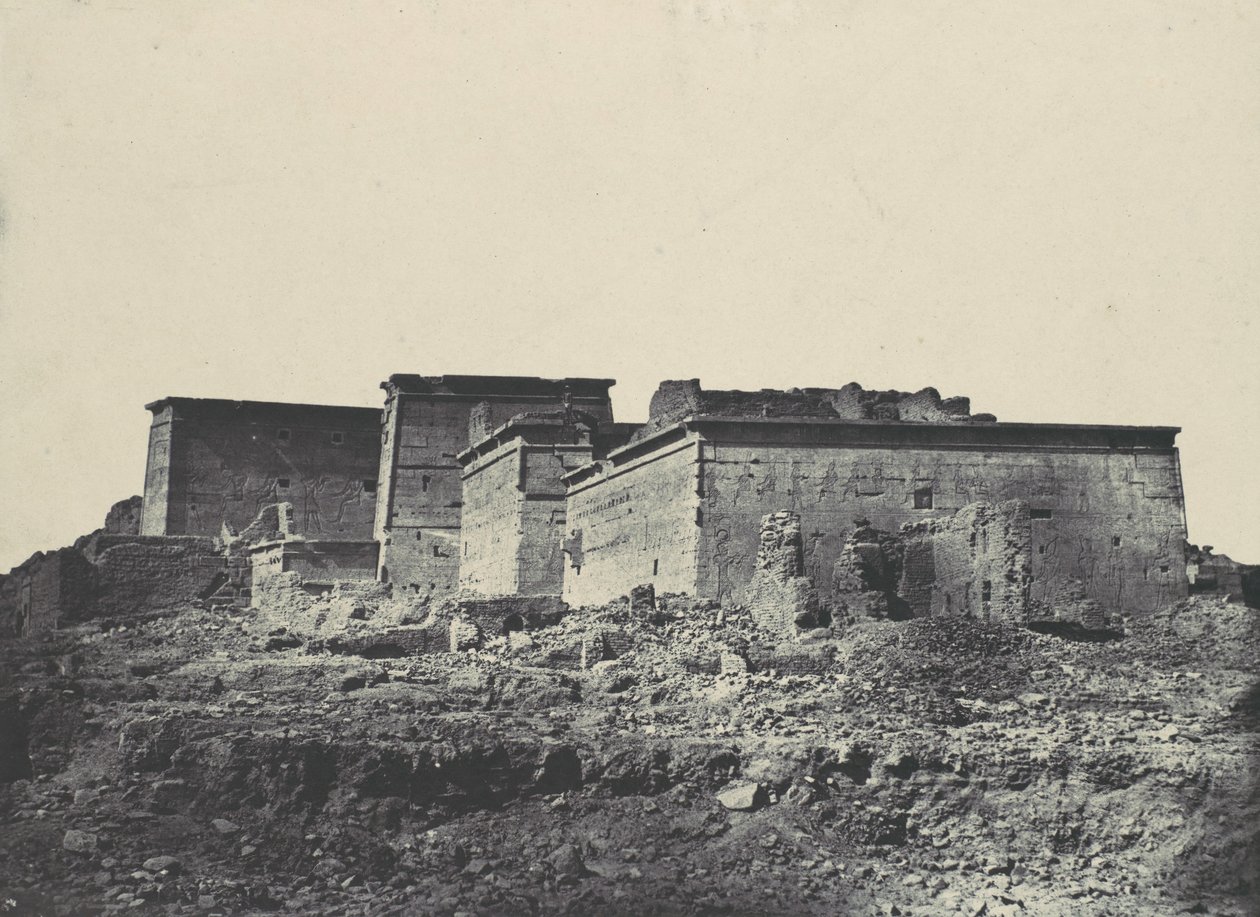 Nubien. Großer Tempel der Isis, A Philoe. Gesamtansicht von Norden von Maxime Du Camp
