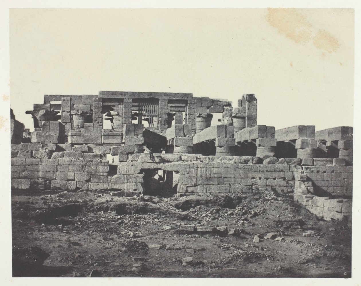 Palais de Karnak, Südlicher Eingang der Hypostylhalle; Theben von Maxime Du Camp