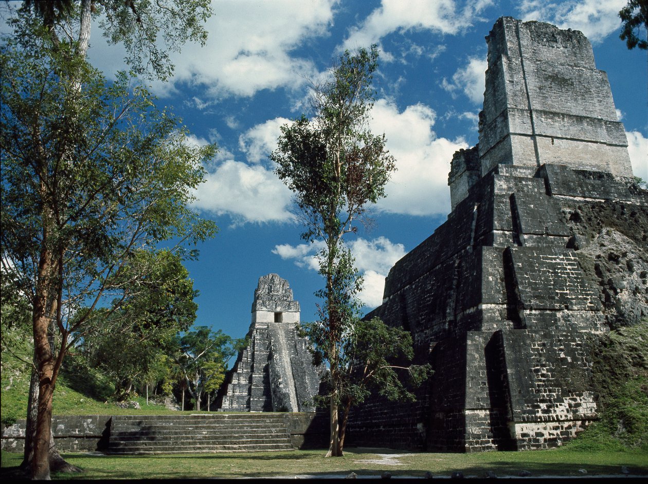 Tikal-Tempel II oder Tempel der Masken, 7. bis 8. Jahrhundert von Mayan