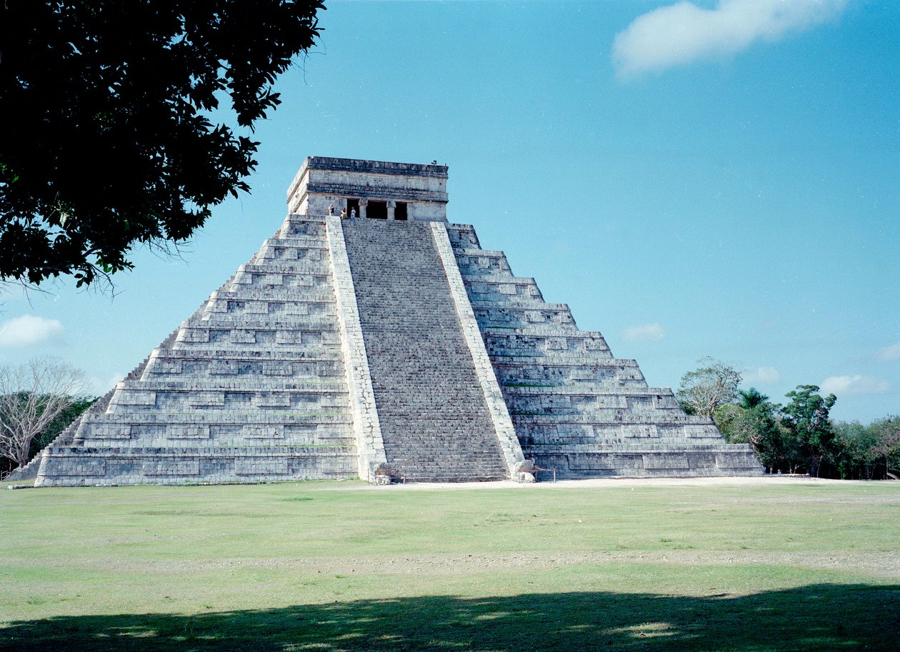 Präkolumbische Zivilisation: Blick auf die Stätte von Chichen Itza in der Region Yucatan. Maya-Zivilisation, klassische Periode und Maya-Renaissance, 750-1200 n. Chr. Mexiko von Mayan Mayan