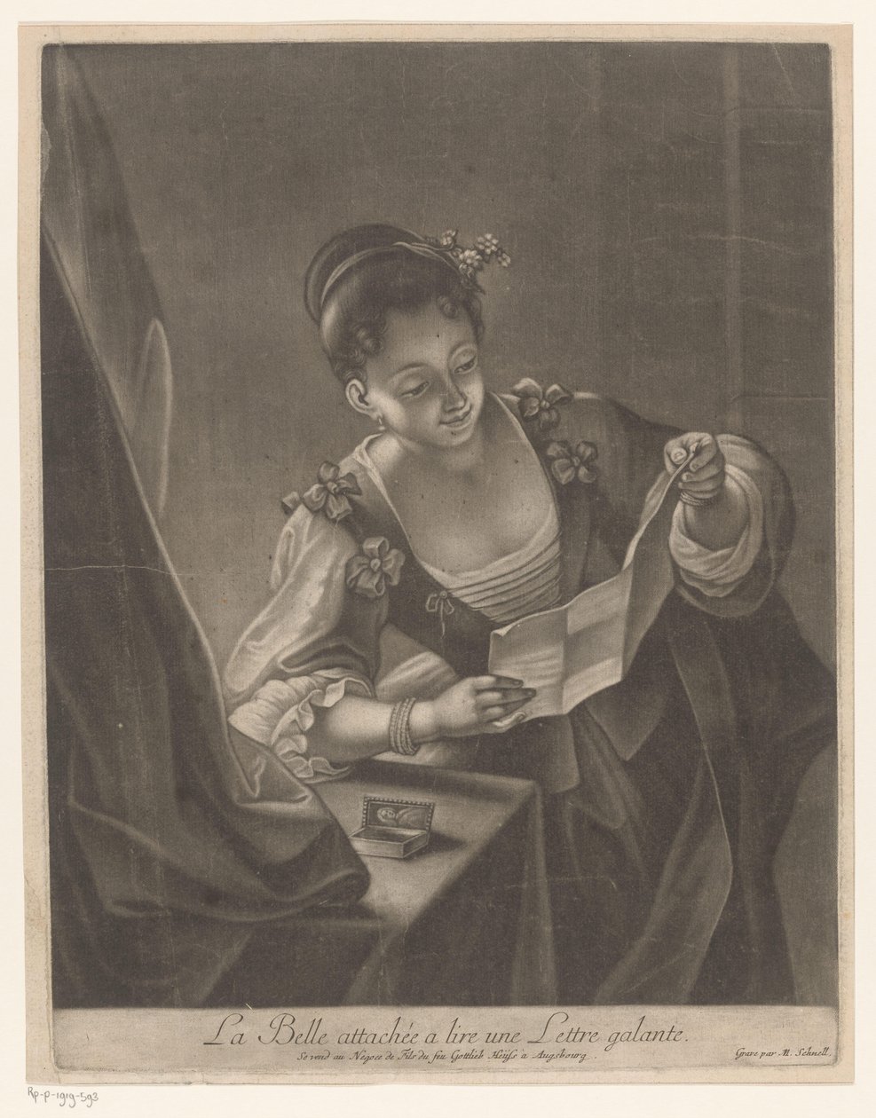 Brieflesende junge Frau von Michael Schnell
