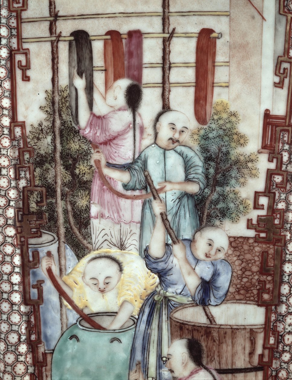 Detail von einer Vase, die Männer beim Färben von Seide darstellt von Ming Dynasty Chinese School