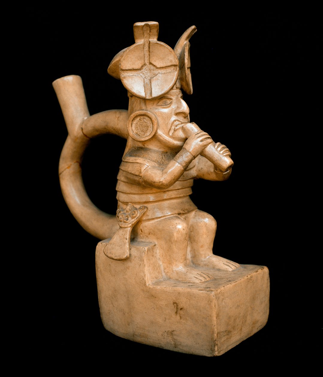 Präkolumbianische Kunst, Mochica-Zivilisation: anthropomorphes Terrakottavase, die eine Figur zeigt, die die Quena spielt, Flöte der Anden. 200 v. Chr.-700 n. Chr. Lima, Nationalmuseum für Anthropologie und Archäologie, Peru von Moche Moche