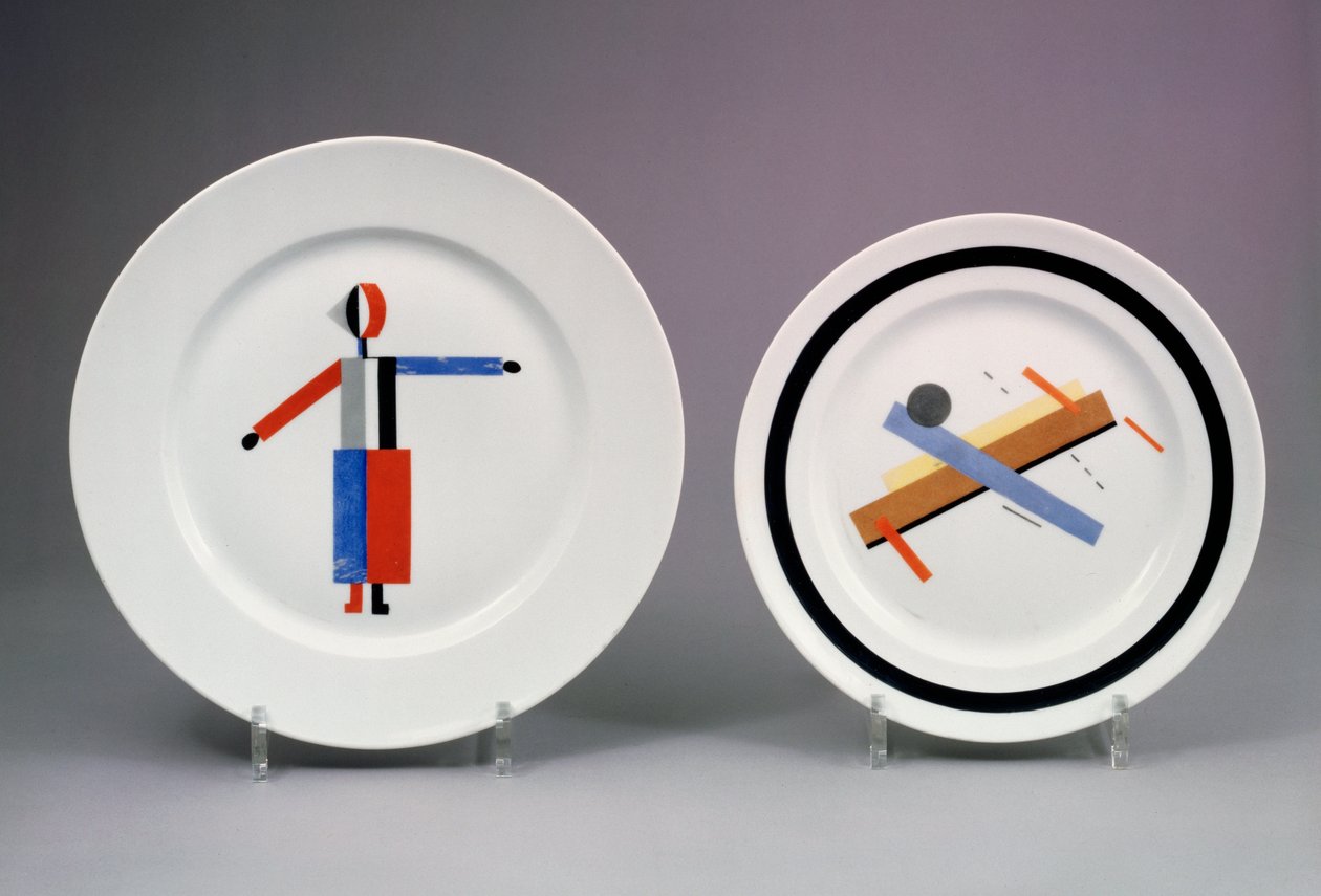 Suprematistische Platten von Nikolaj Mihailovic Suetin