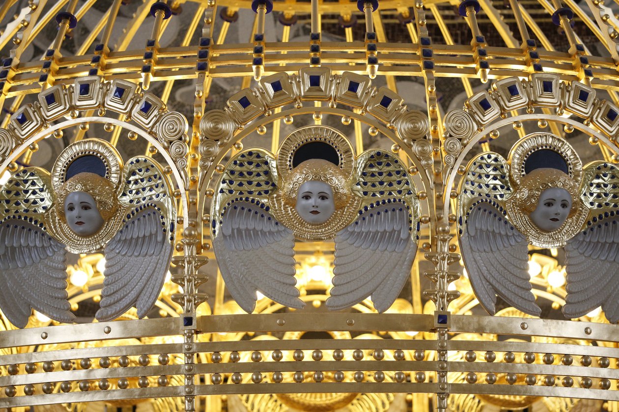 Engel an der Kirche Am Steinhof (Kirche Leopold), Wien, Österreich von Otto Wagner