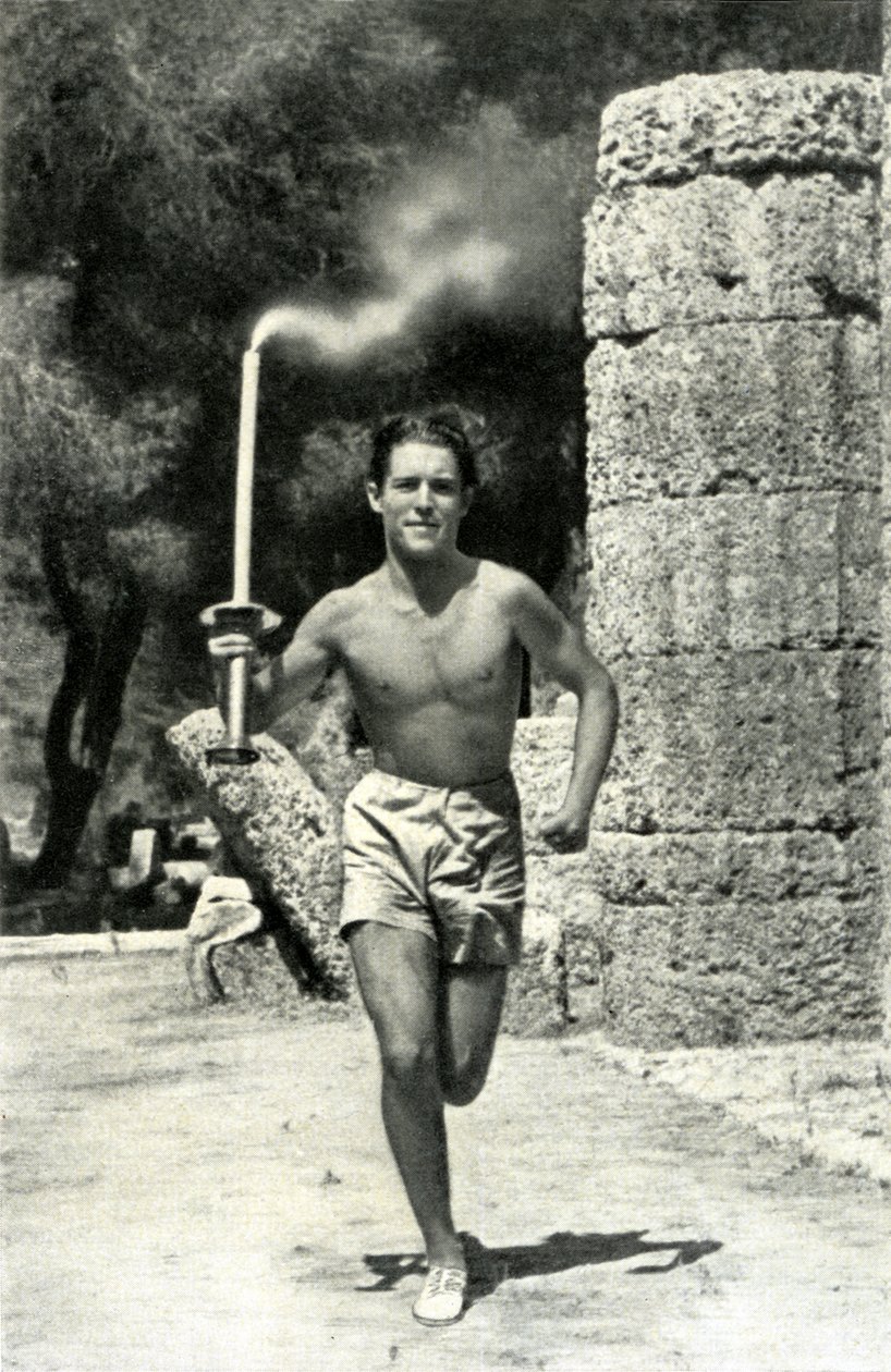 Konstantin Kondylis, erster Fackelträger der Olympischen Spiele in Berlin von Paul Wolff