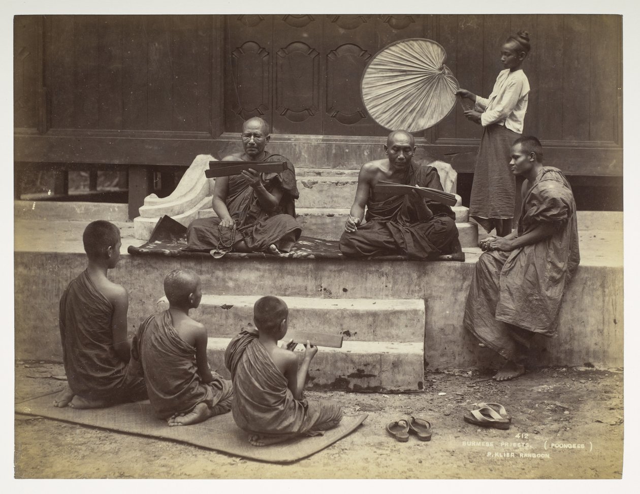 Burmesische Priester (Poongees), aus Ansichten von Burma von Philip Adolphe Klier