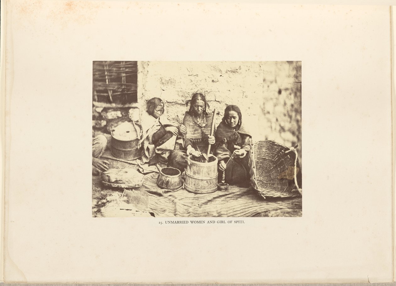 Unverheiratete Frauen und Mädchen von Spiti von Philip Henry Egerton