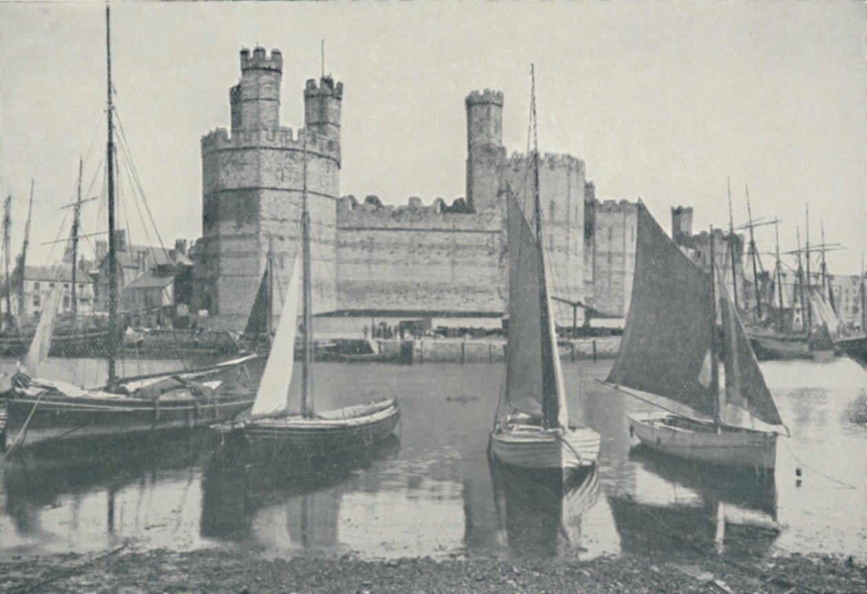 Carnarvon Castle, 1910 von Photochrom Co Ltd of London