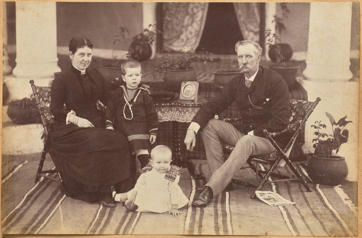 Col. Carpendale und Familie, Neemuch (recto, unten) von Raja Deen Dayal