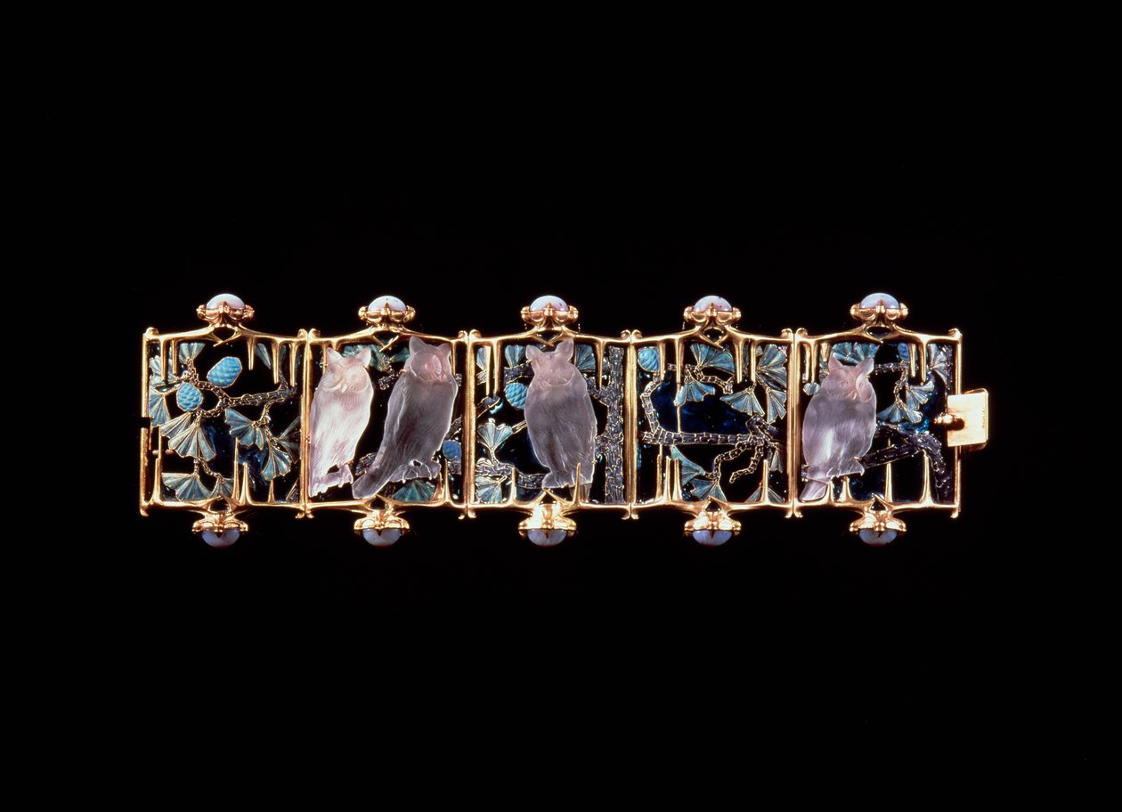 Armband mit goldenen, gläsernen, emaillierten und chalzedonischen Eulen und Blättern von Rene Jules Lalique
