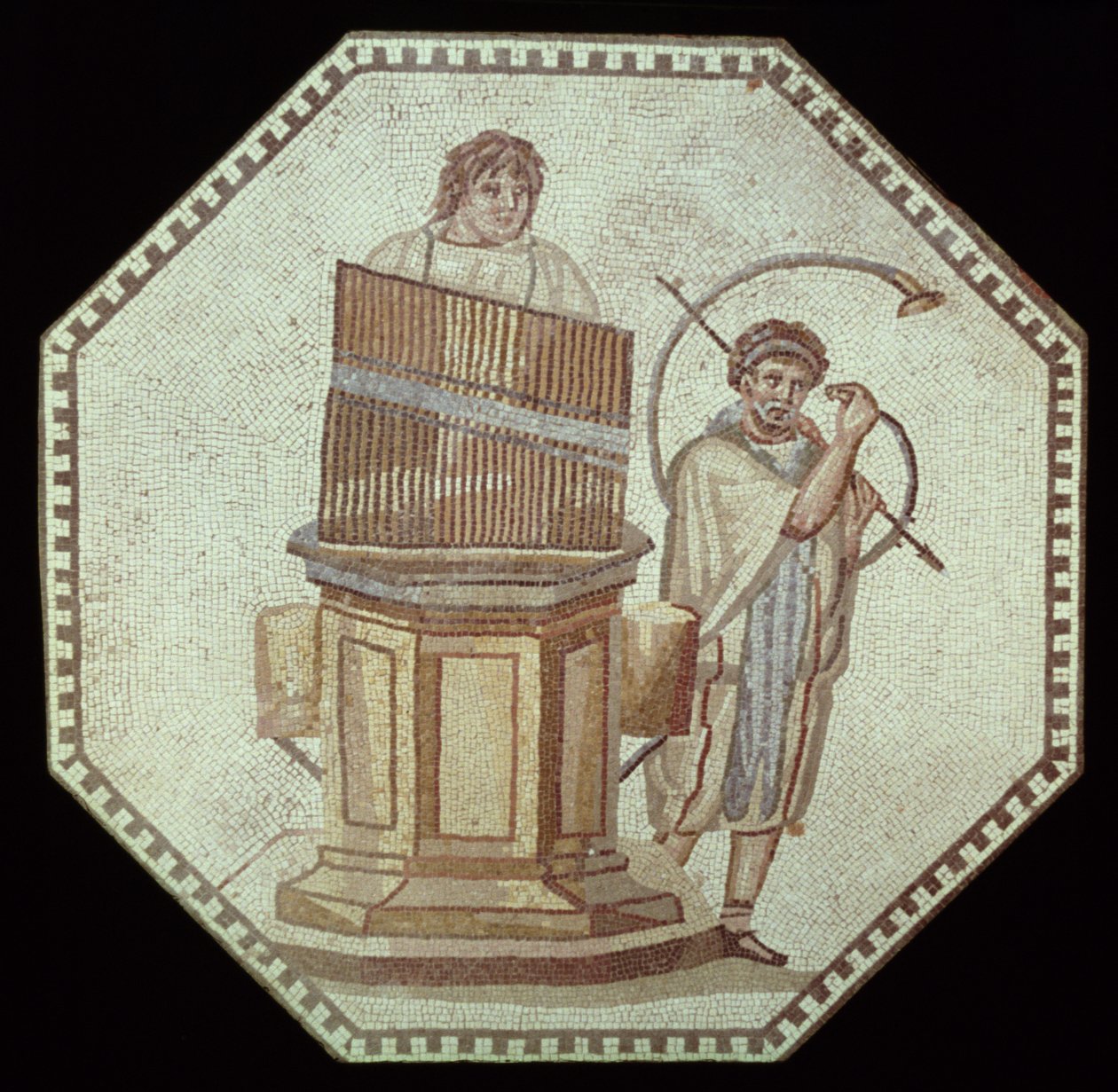 Ein Organist und ein Hornist unterhalten bei einem Gladiatorenkampf von Roman