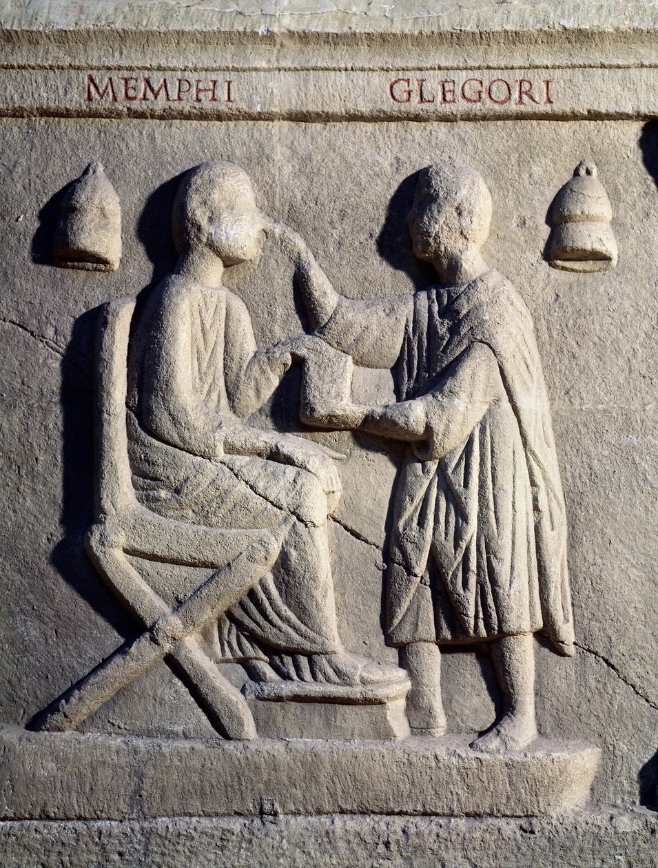 Ein Augenarzt untersucht die Augen seines Patienten (Relief, 2. Jahrhundert) von Roman