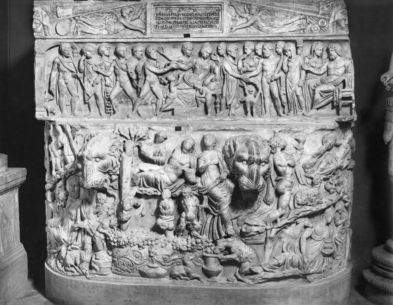 Sarkophag, der den Tod von Alkestis darstellt von Roman Roman