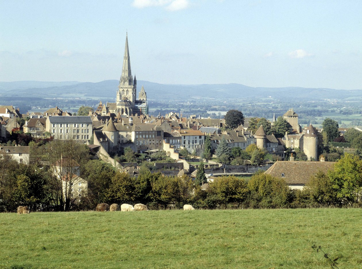 Ansicht der Stadt Autun und der Kathedrale Saint Lazare von Romanesque